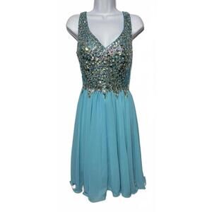 NWT Boutique Prom/Homecoming Dress – Aqua Blue – Rhinestone Bodice – Size Large